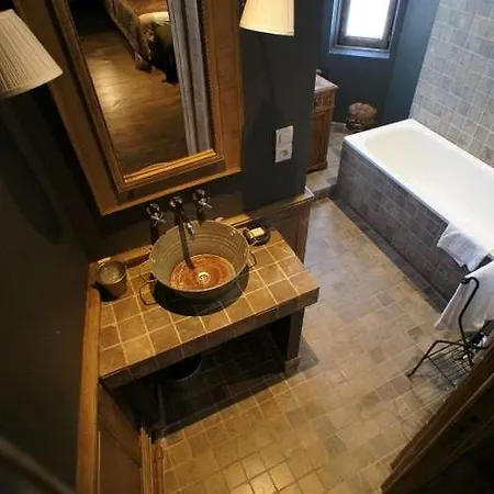 La Tour Cocooning&gastronomie Hotel Châtillon-sur-Chalaronne