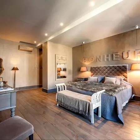Hotel La Tour Cocooning&gastronomie Châtillon-sur-Chalaronne